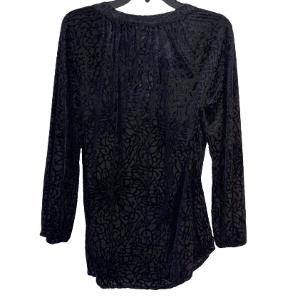 🆕Intro. Stretch Petite Black Top size PM - Picture 4 of 5